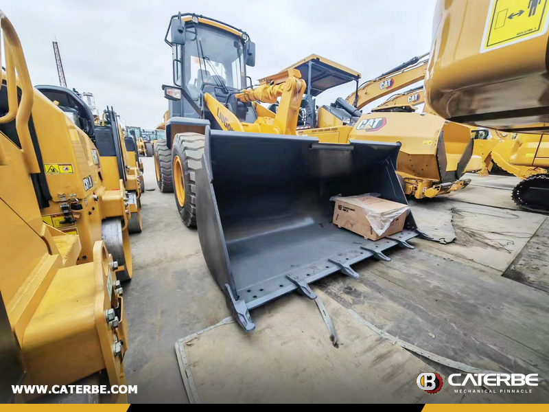 Mauritius - 1 Unit LIUGONG CLG835H Wheel Loader