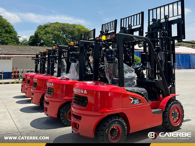 Colombia - 5 Units HANGCHA CPCD30 Forklift