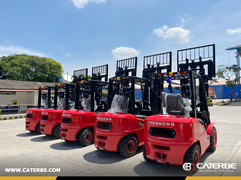 Colombia - 5 Units HANGCHA CPCD30 Forklift