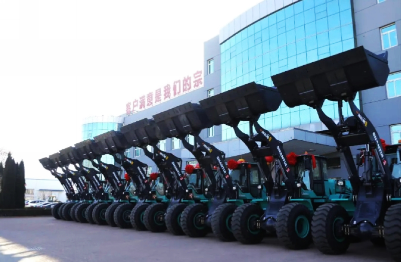 SHANTUI More Than 100 Loaders in Batches