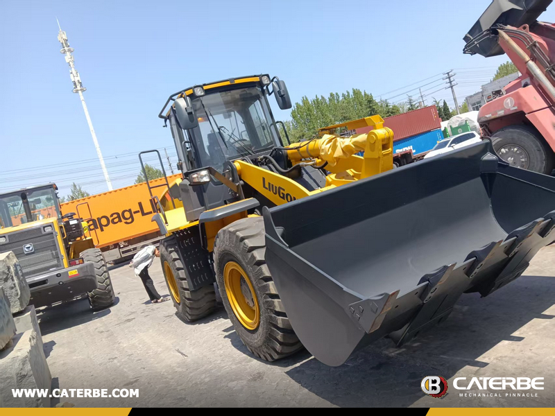 Netherlands - 1 Unit LIUGONG 842H Wheel Loader