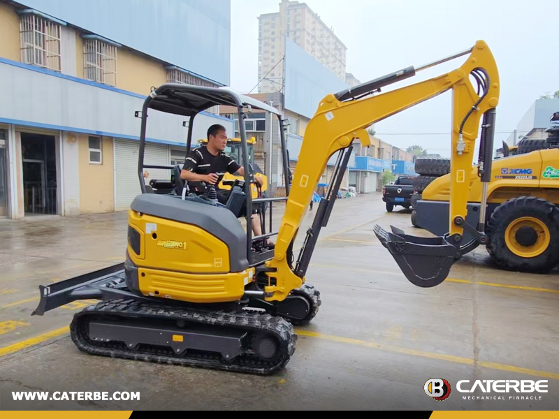 Ecuador - 2 Units XCMG XE27U Excavator