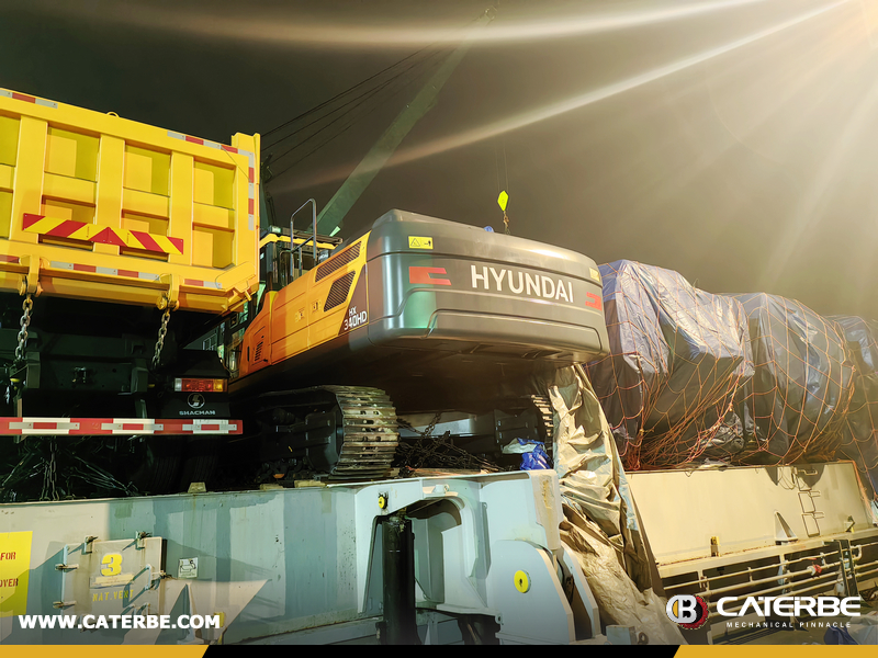 HYUNDAI HX340HD Excavator