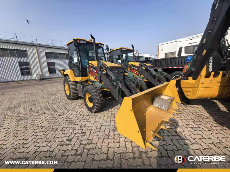 XCMG XC870K Backhoe Loader