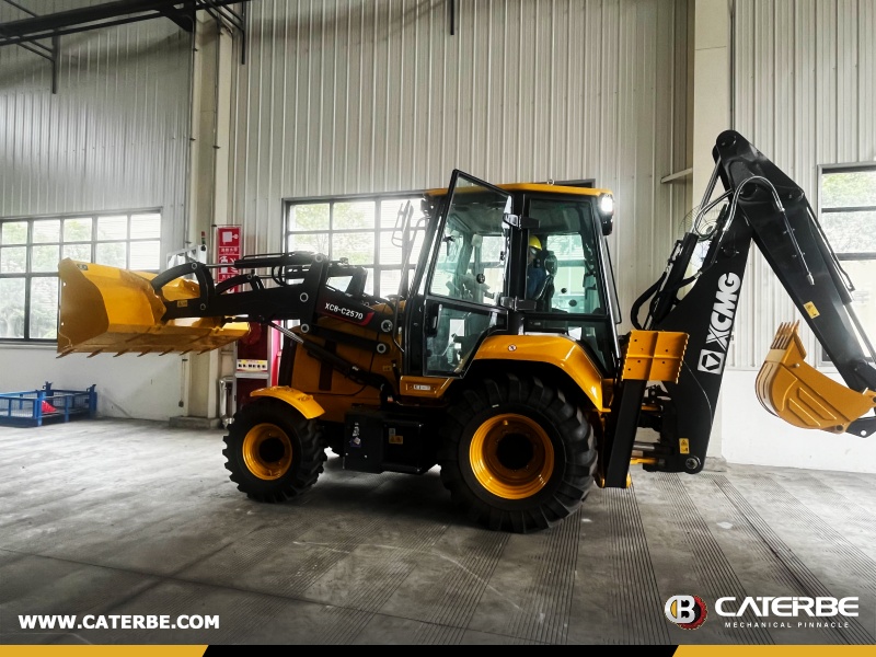 Colombia - 1 Unit XCMG XC8-C2570 Backhoe Loader