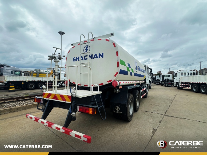 Algeria - 1 Unit SHACMAN F2000 Cargo Truck & 1 F2000 Water Truck & 1 CIMC 3-Axle Lowbed Semi-Trailer