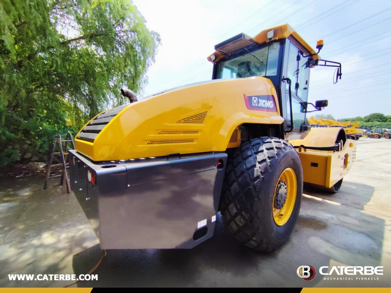 Guam - 1 Unit XCMG XS205S Road Roller
