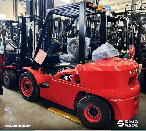 Mexico - 1 Unit HANGCHA CPQYD38 & 1 Unit CPCD30 & 1 Unit CPCD50 & 2 Units CPQYD25 Forklift